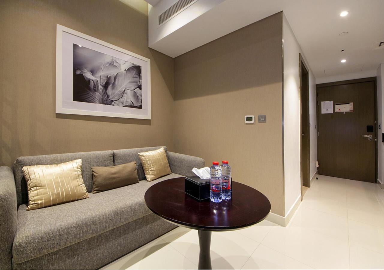 Apartment Sleek & Stylish In Damac Prive, Dubai